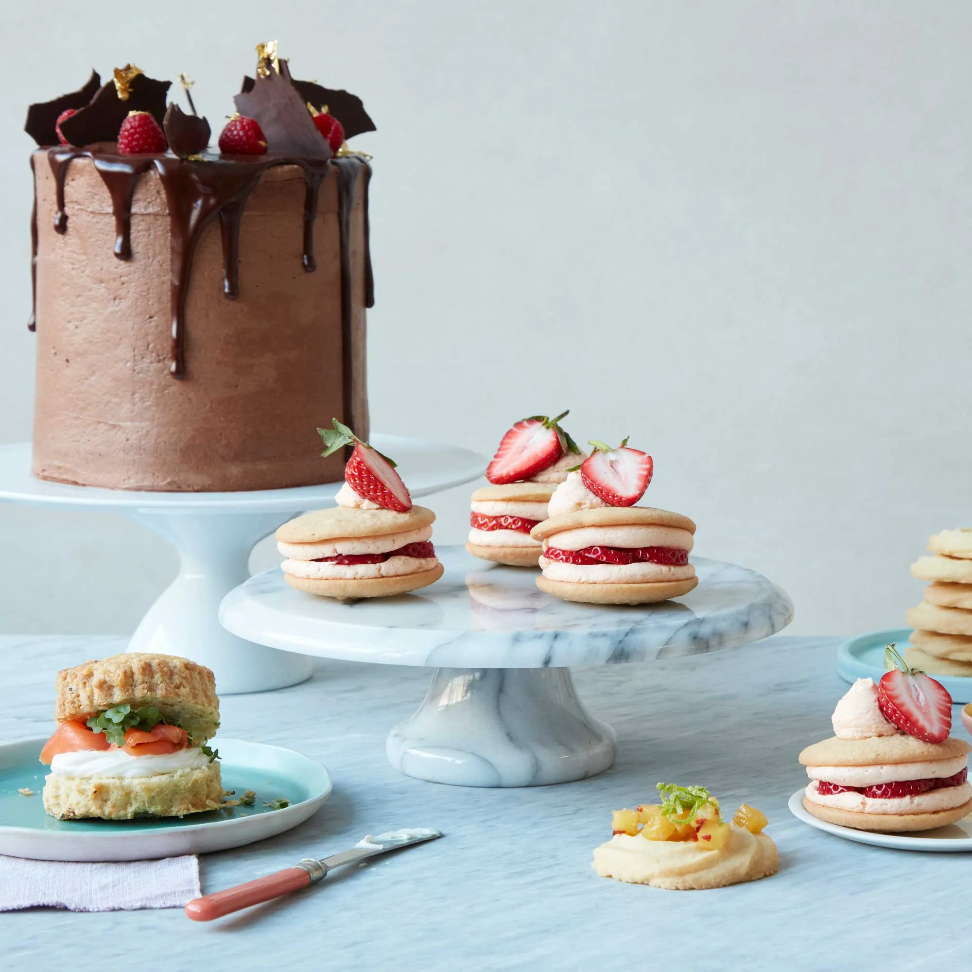 Afternoon Tea At The Cutter & Squidge Bakery Cookbook