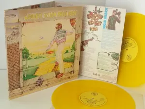 ELTON JOHN goodbye yellow brick road, trifold sleeve, yellow vinyl, DJE 29001...